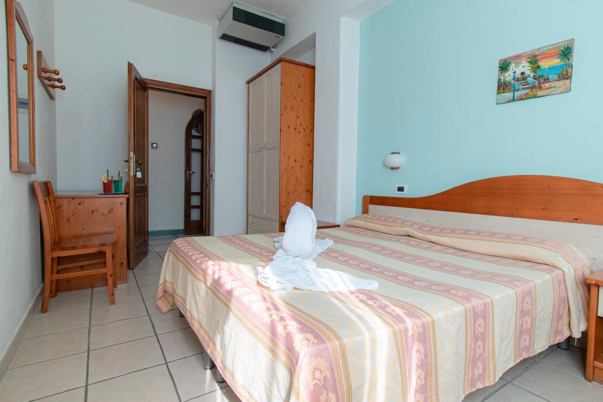 Victoria Park Resort Ischia Exterior photo